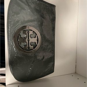 TORY BURCH CLUTCH